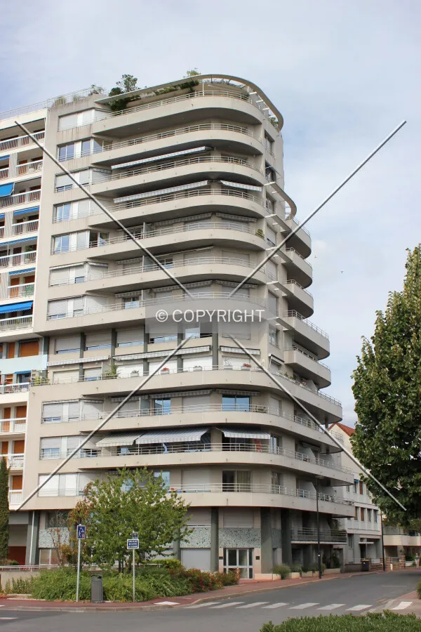 Southwest view from Rue Callou.