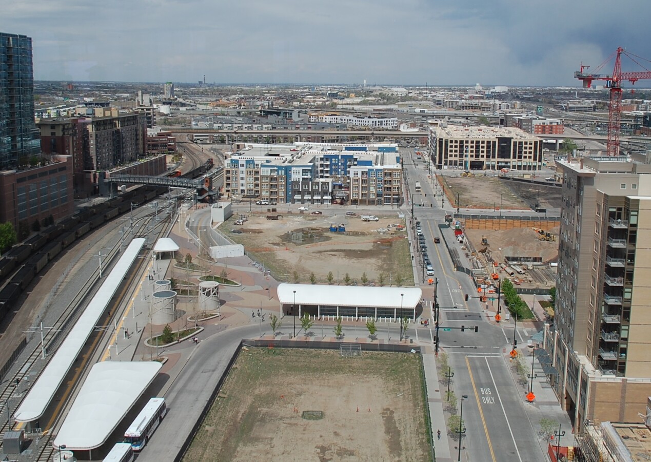 View to the northeast of the empty lot