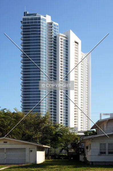 Paramount Bay at Edgewater Square