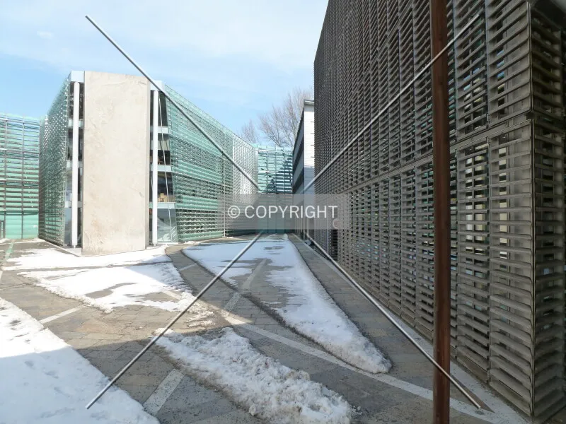 Photo 829-145-883