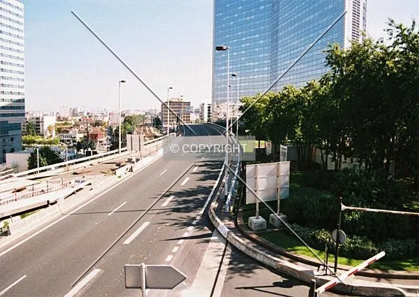 Boulevard Circulaire at Tour Sequoia