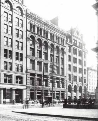 Shown to the right of the Columbia Building and L & N Building