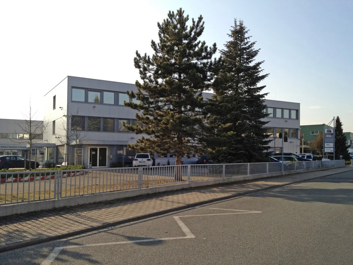 Photo 083-216-440