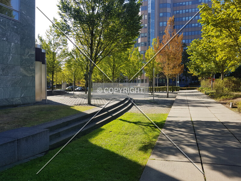 Photo 083-324-611