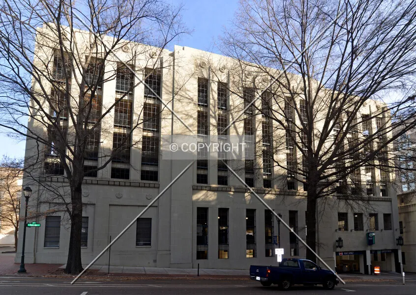 Photo 083-567-404