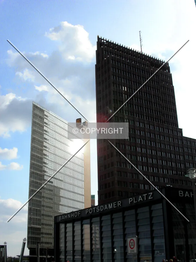 Sunset in Potsdammer platz