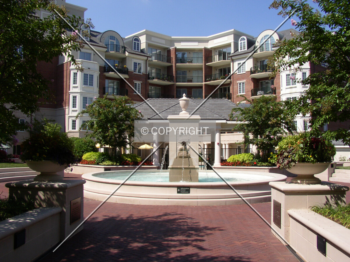 Interior courtyard and fountain