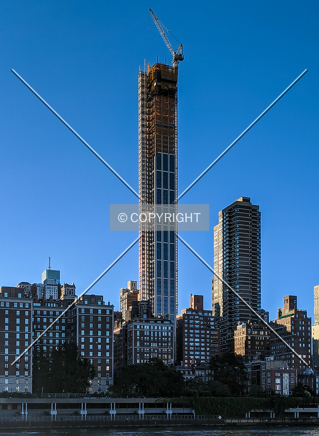 From Roosevelt Island to the east