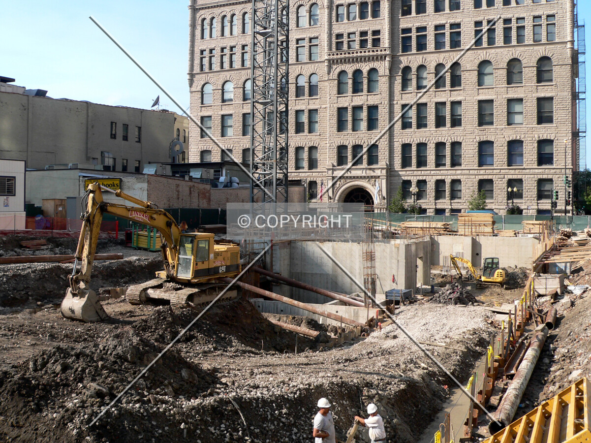 View from the northwest corner of Dearborn Street and Hubbard Street