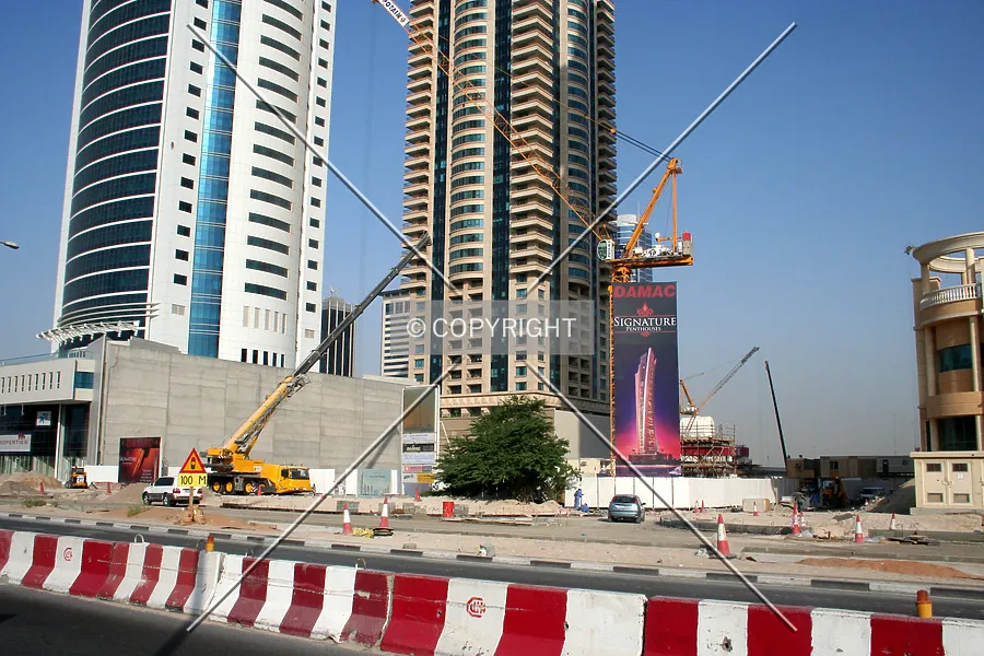 083-911-772