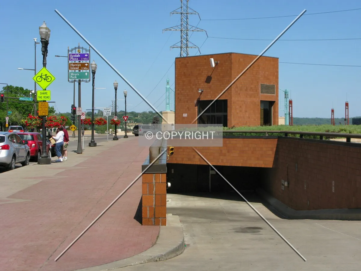Pedestrian and vehicular entrance at the top of the bluff, along Kellogg Boulevard