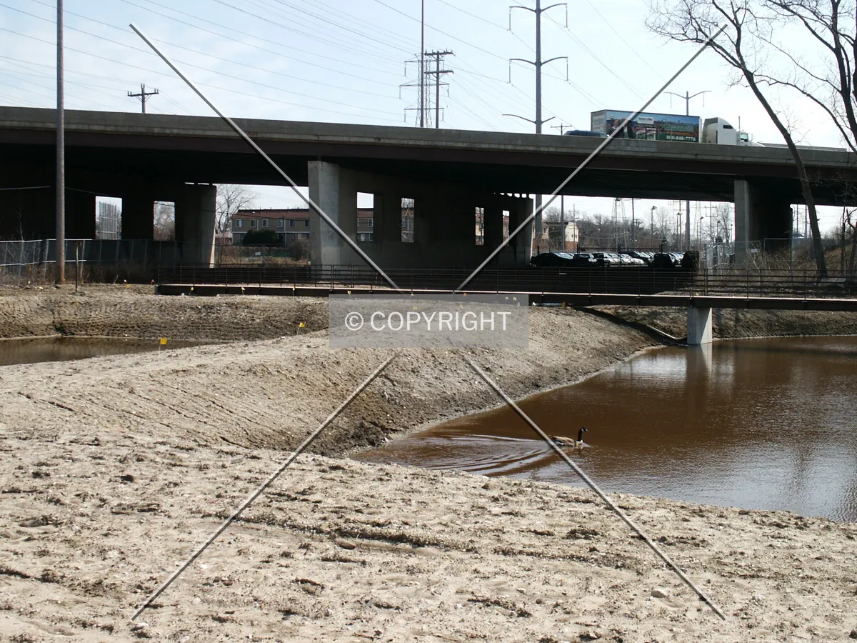 East end of the back pond with the Edens Expressway in the background