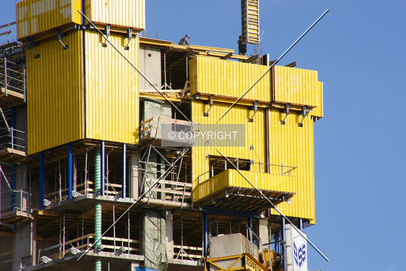 Photo 084-131-484