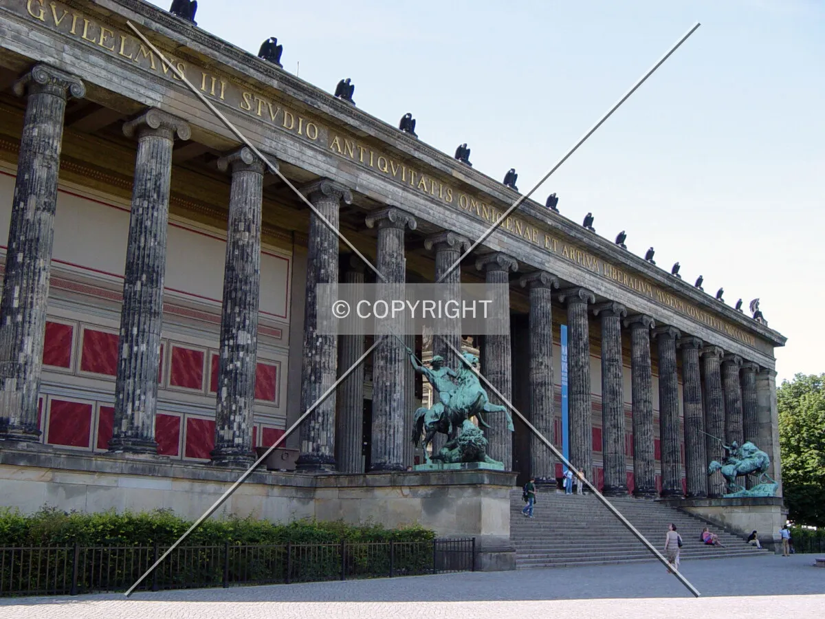 A neoclassical Altes Museum, opened in 1830. Today it contains an extensive collection of Greek and Roman antiquities
