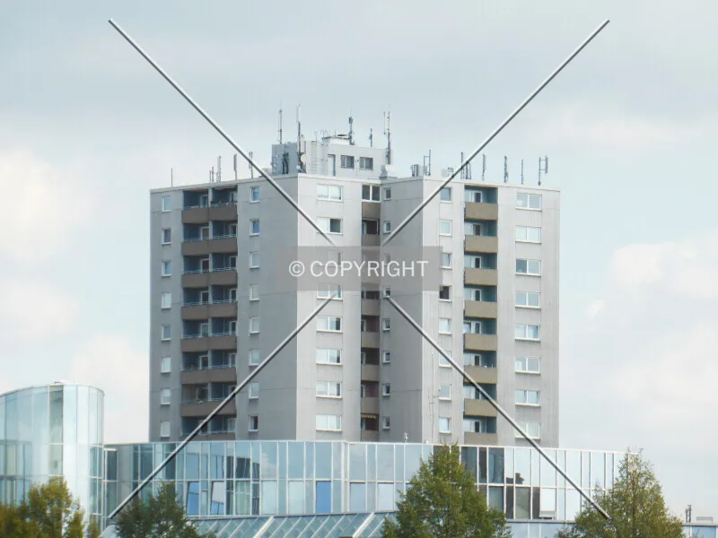 Photo 084-176-936