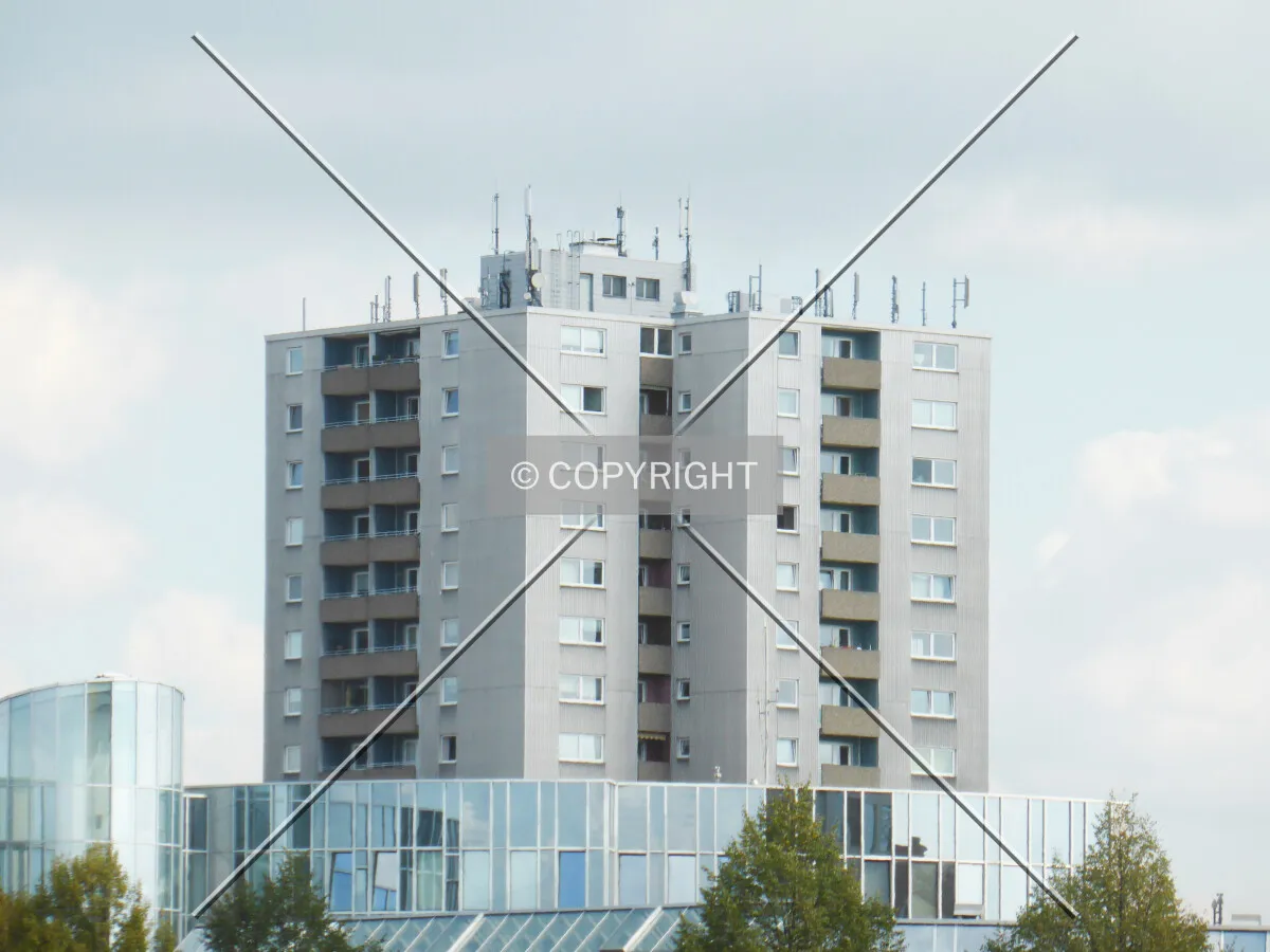 Photo 084-176-936