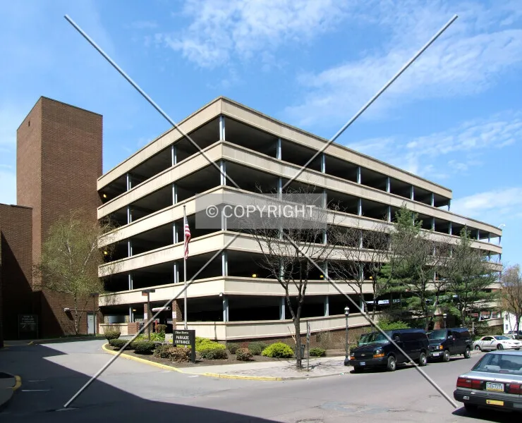 Photo 084-254-713