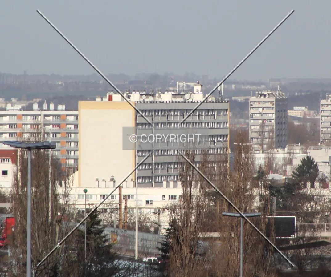 South view from Rosny-Sous-Bois.