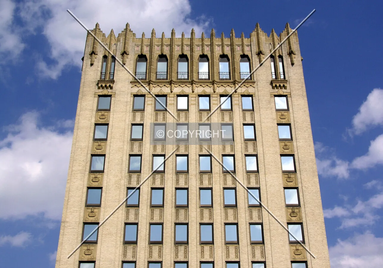 Looking up the western side from across Jackson Street