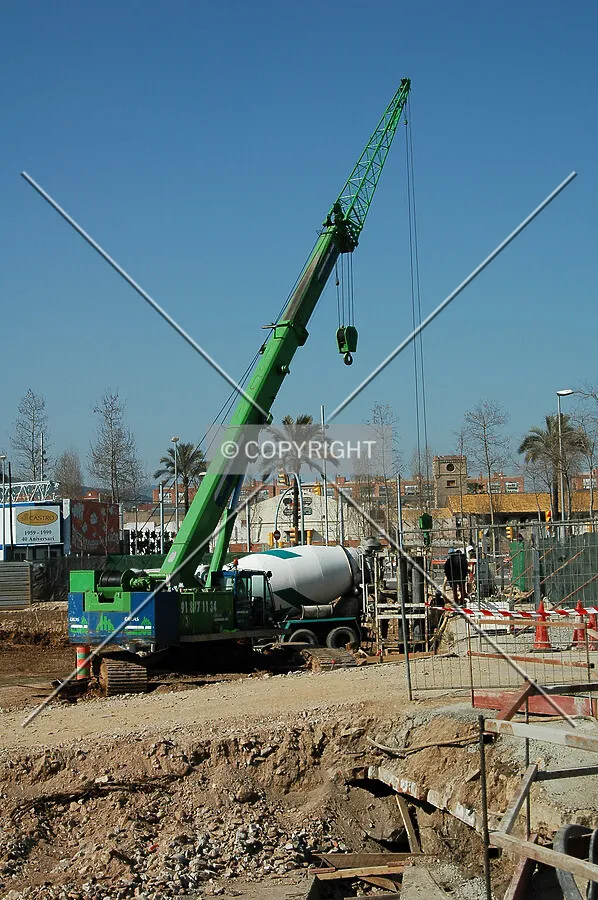 Mobile crane supplying concrete