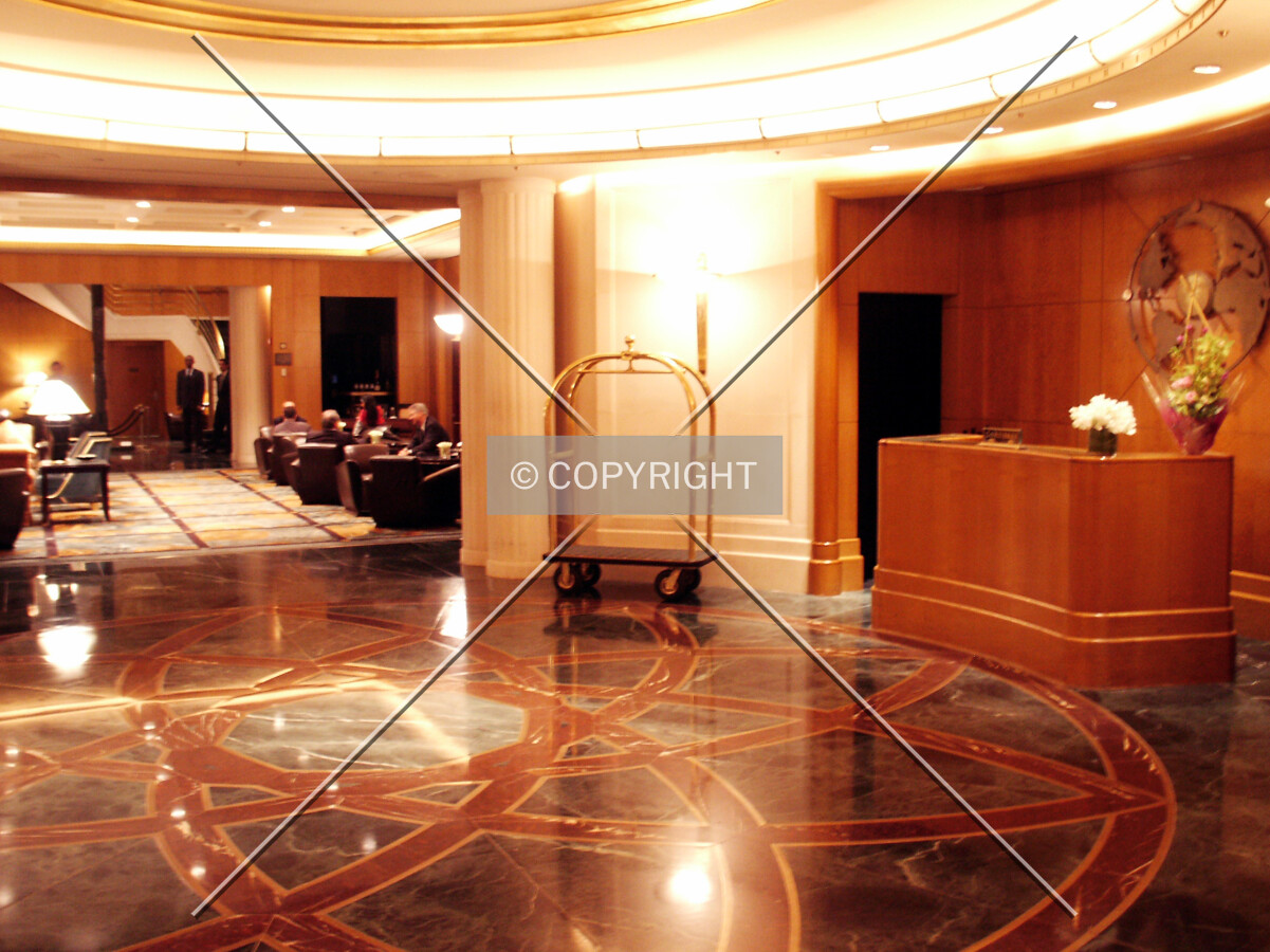 Rotunda and lounge on the ground floor