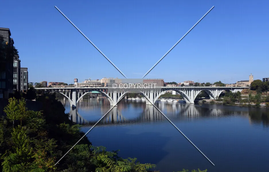 Photo 844-528-725