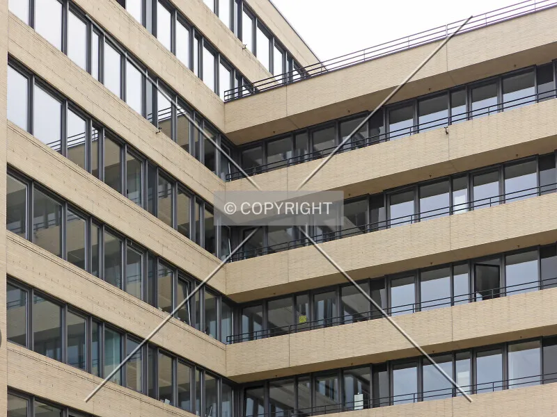 Photo 084-704-782