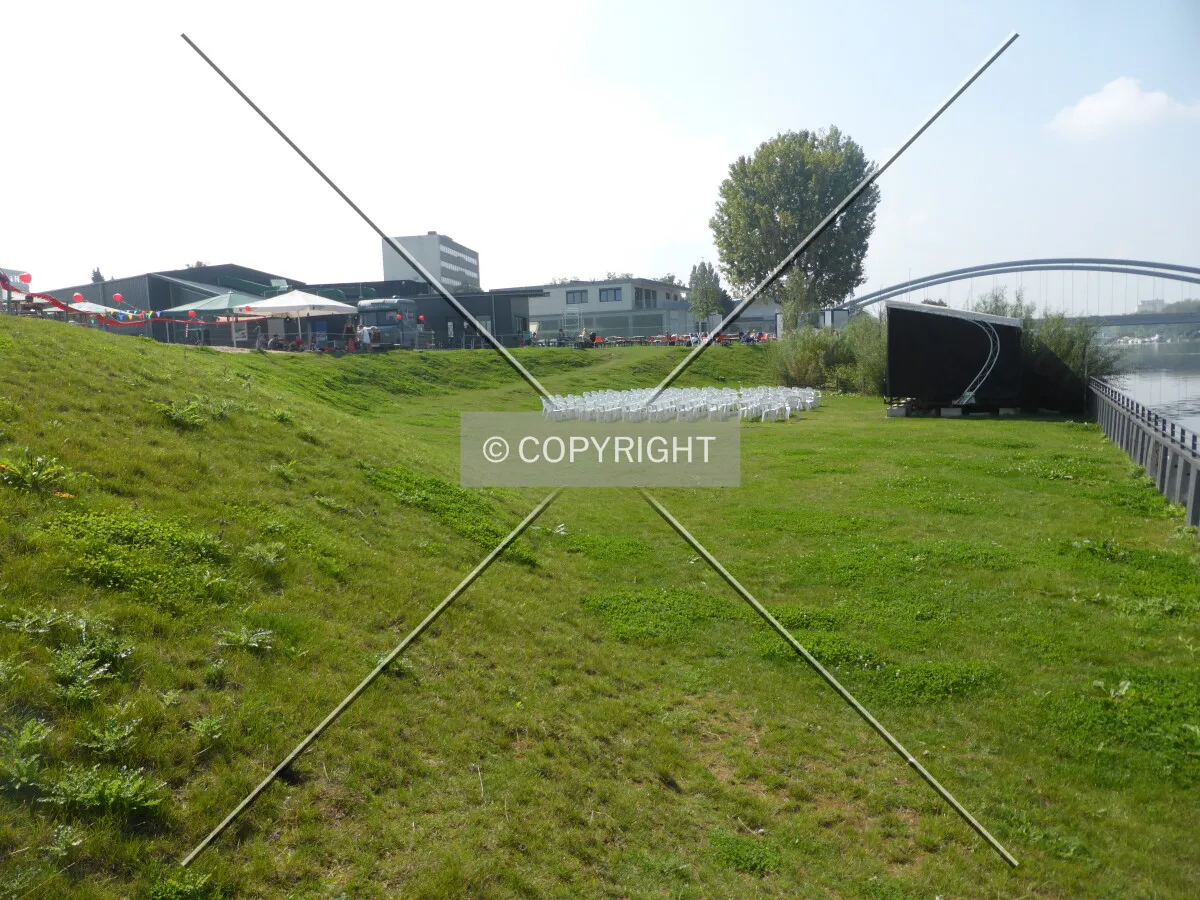 Photo 084-778-627