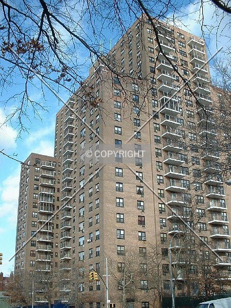 Photo 848-452-444