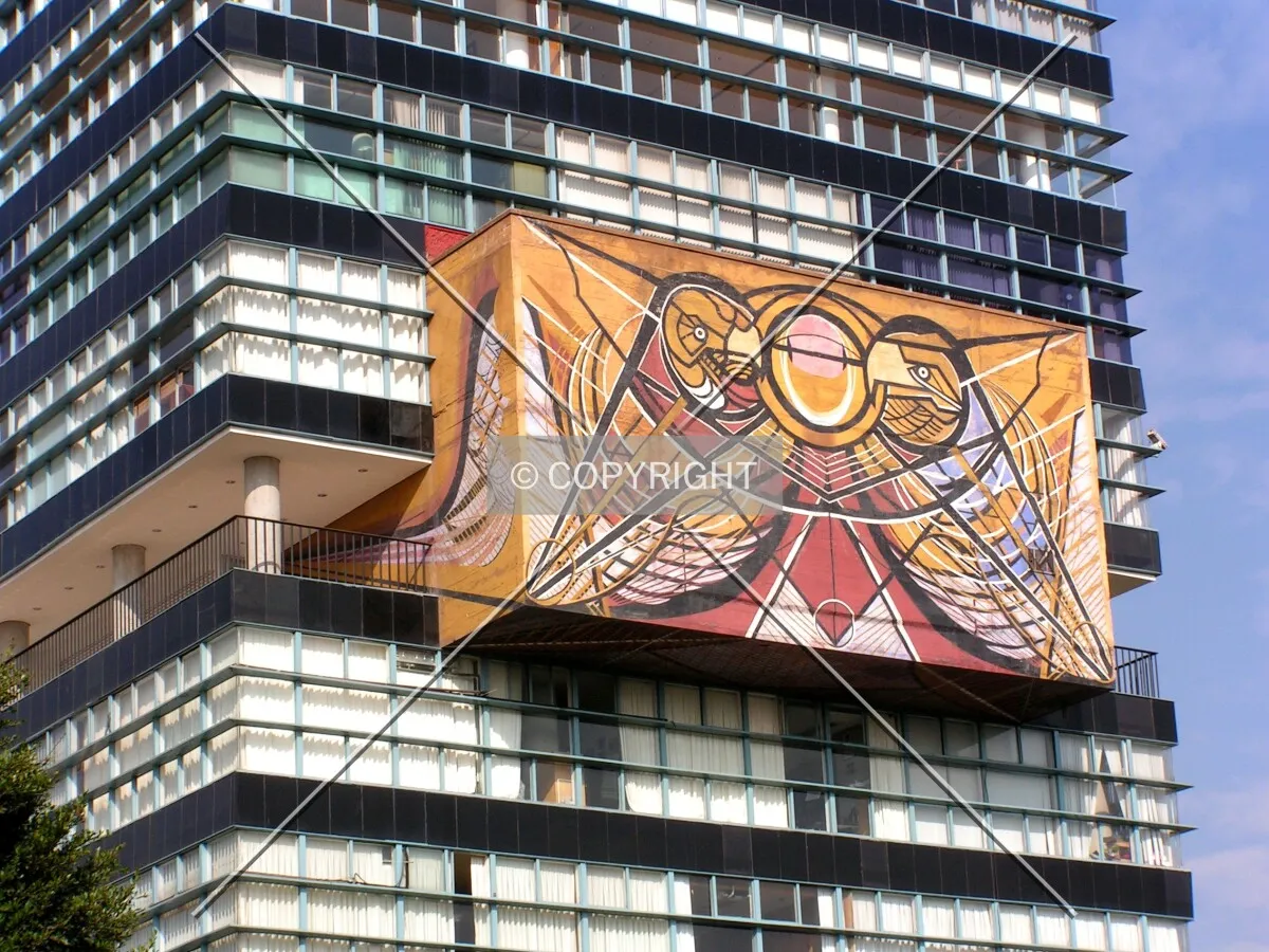 Facade detail to the University Council room