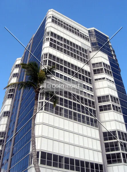 Photo 084-983-629