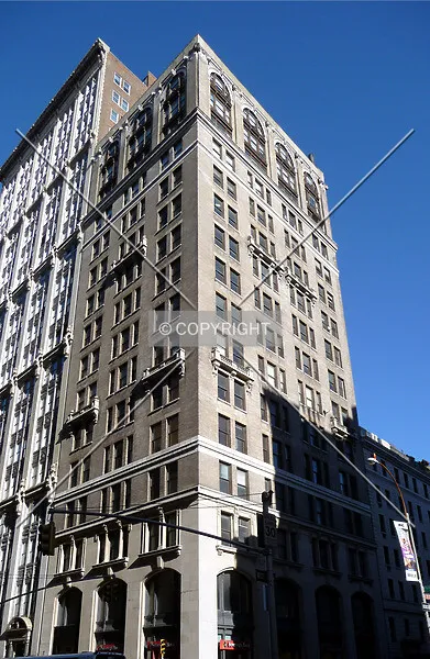 Photo 852-225-345