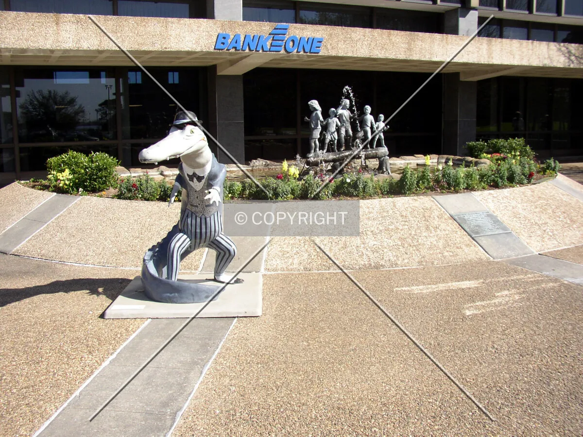 Sculptures and fountain in the plaza off Lakeshore Drive