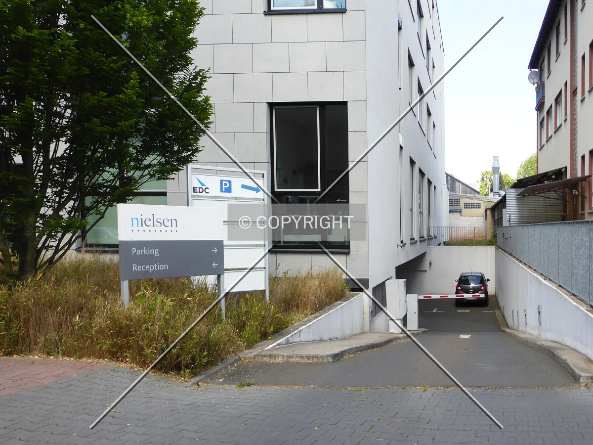 Photo 085-384-015