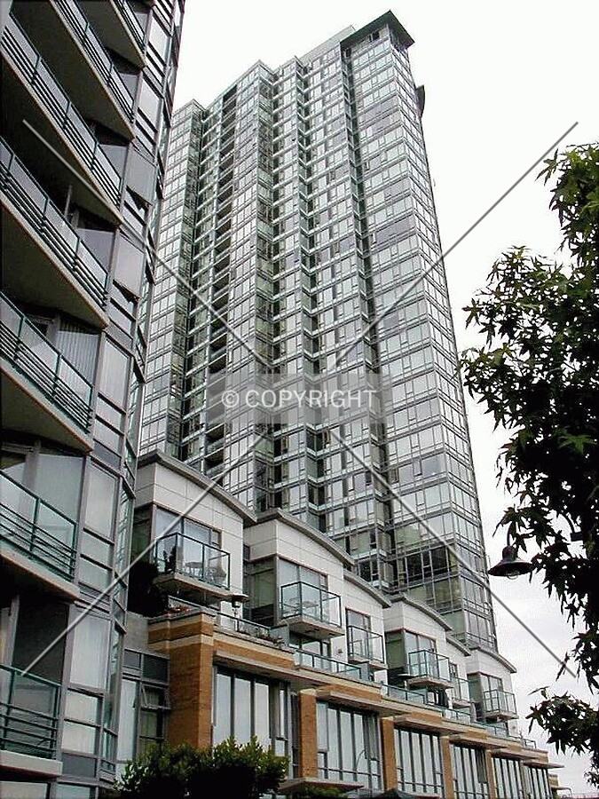 Marinaside Crescent sidewalk May 31, 2003