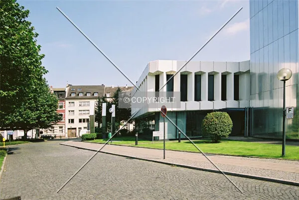 Nearby site entrance