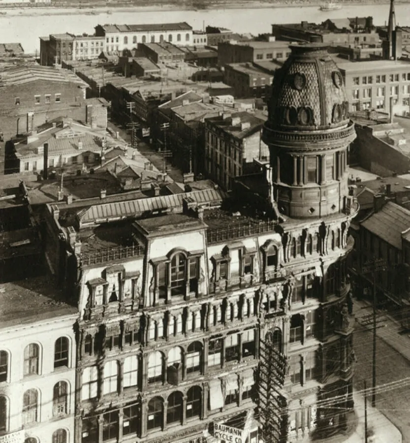 Vintage view from the northwest