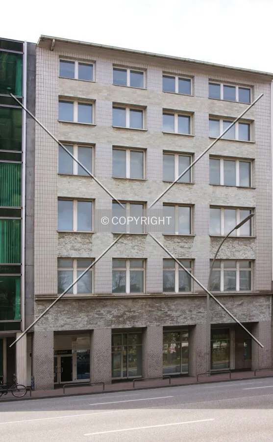 Photo 858-140-981