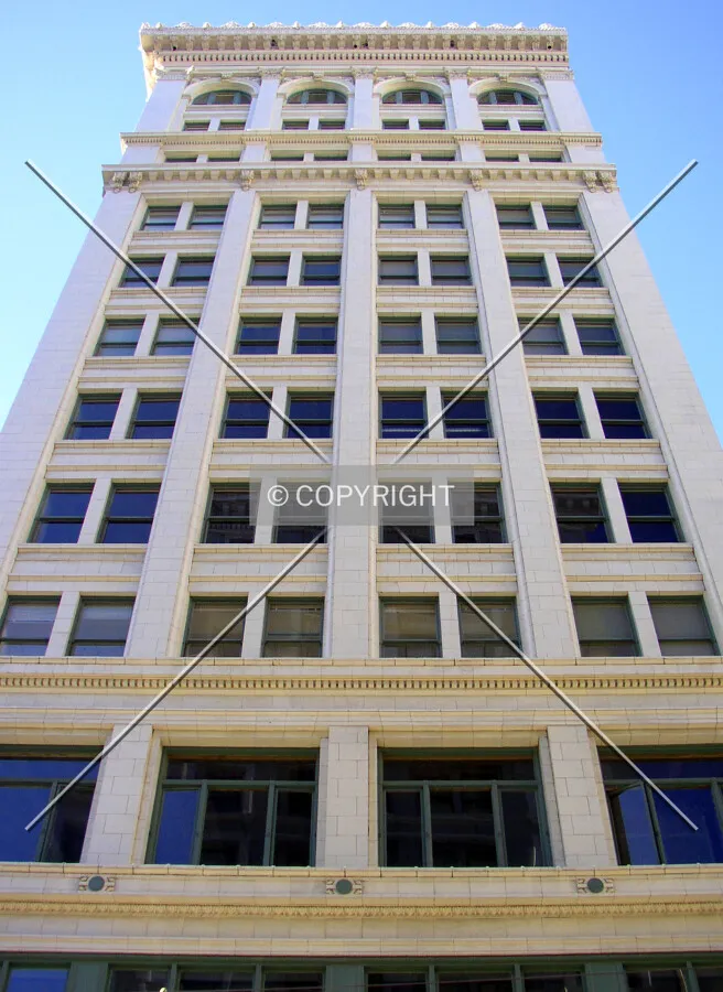 Looking up the northern facade from Post Street