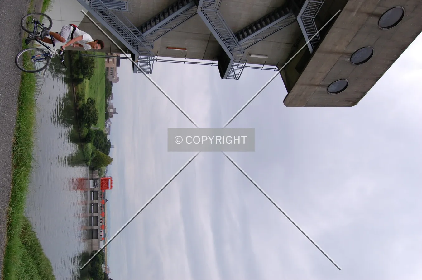 Photo 861-281-125