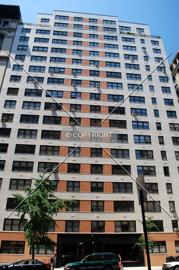 Fifth Avenue side