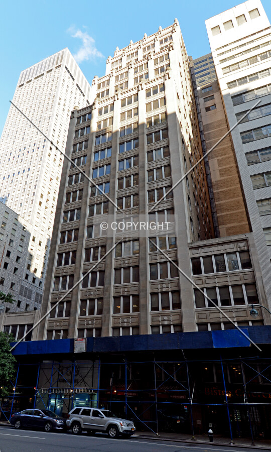View from the west on Lexington Avenue