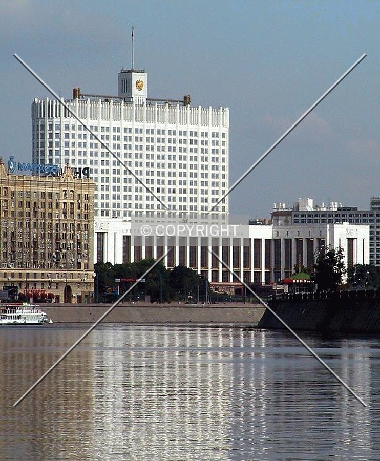 Looking northeast from Krasnopresnenskaya Embankment