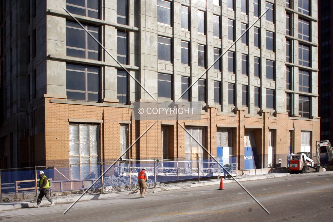 Base on Desplaines Street