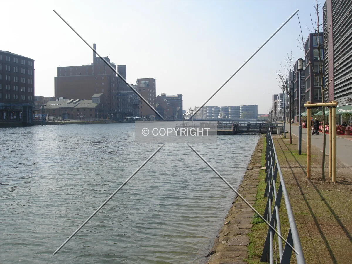 As seen from Parkhaus Pier Eins