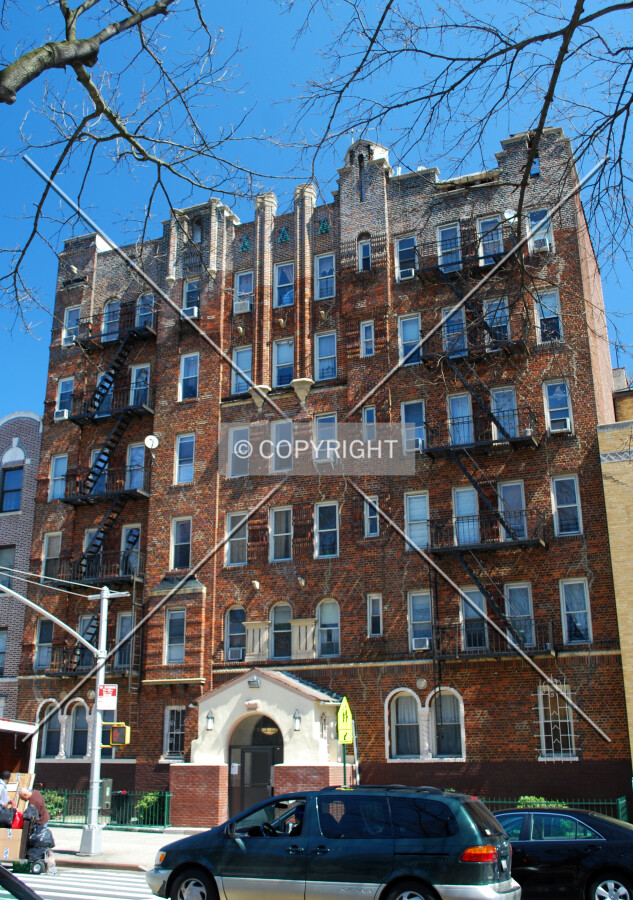 View along Ocean Avenue