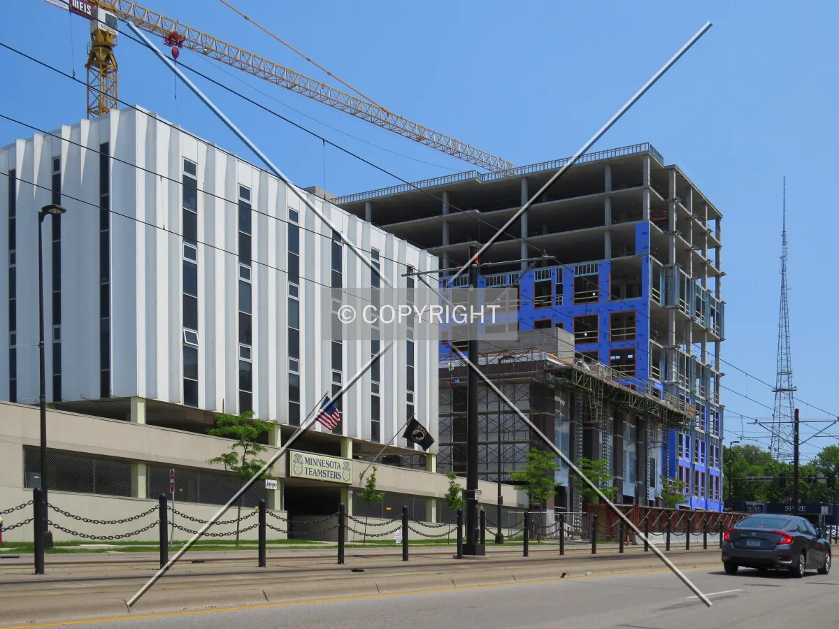 View to the east across University Avenue SE