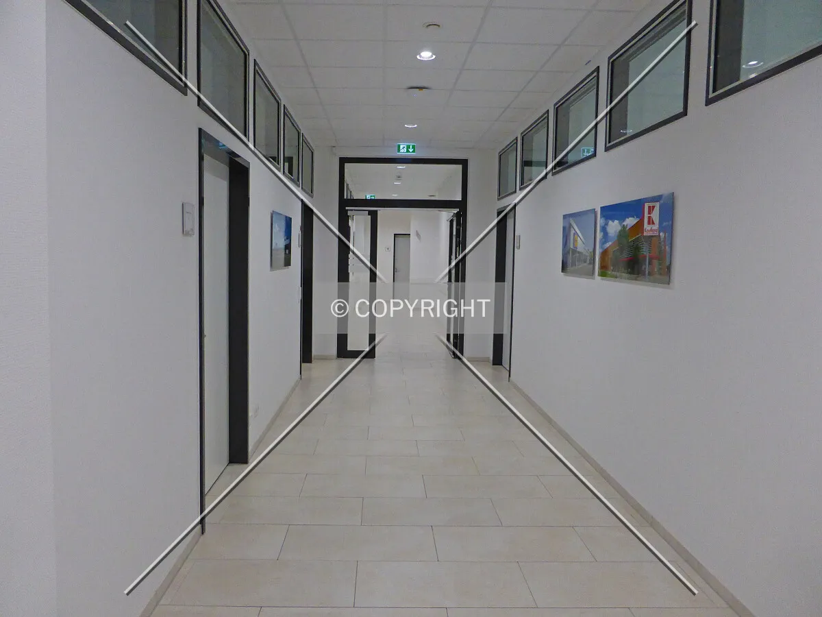 Photo 867-960-011