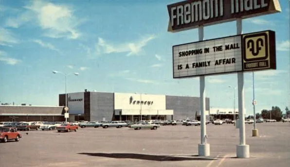 Fremont Mall