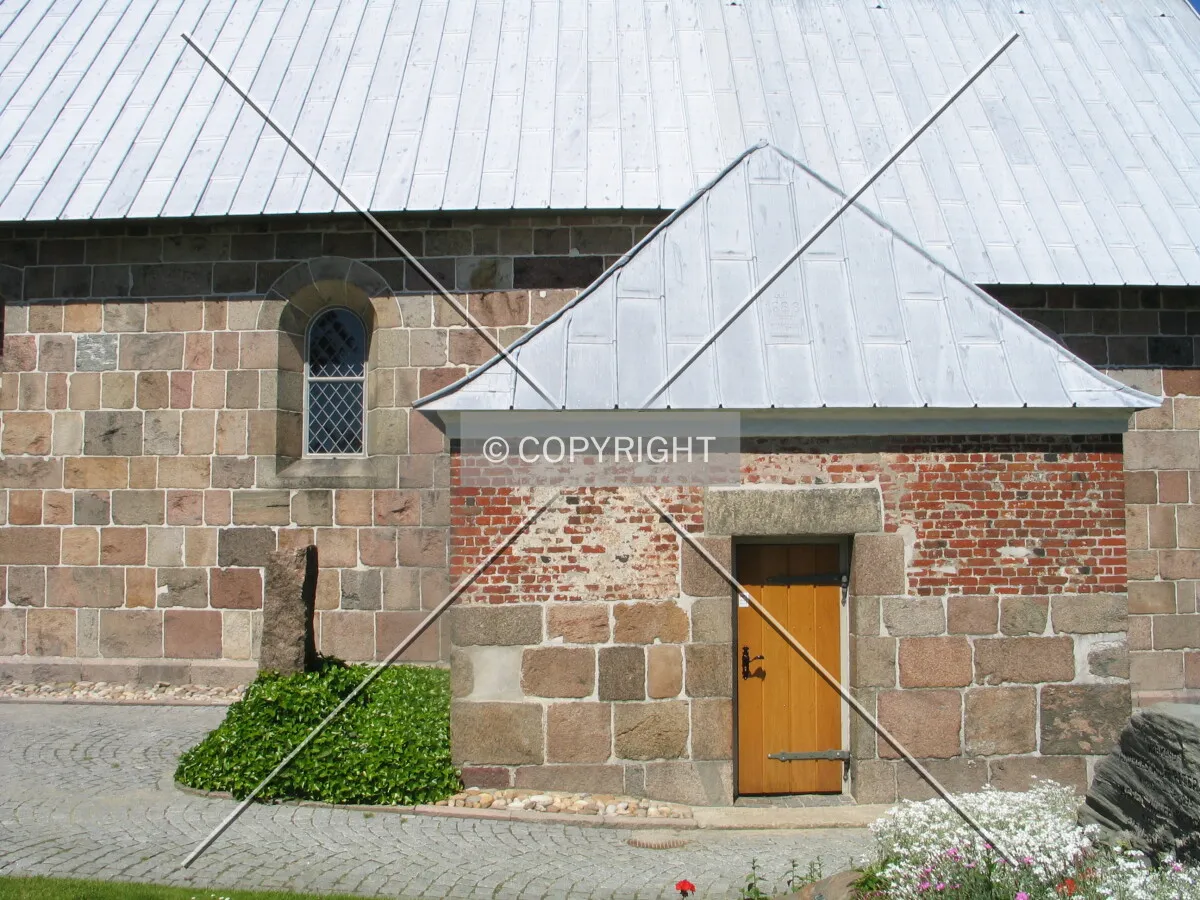 South view of the entrance
